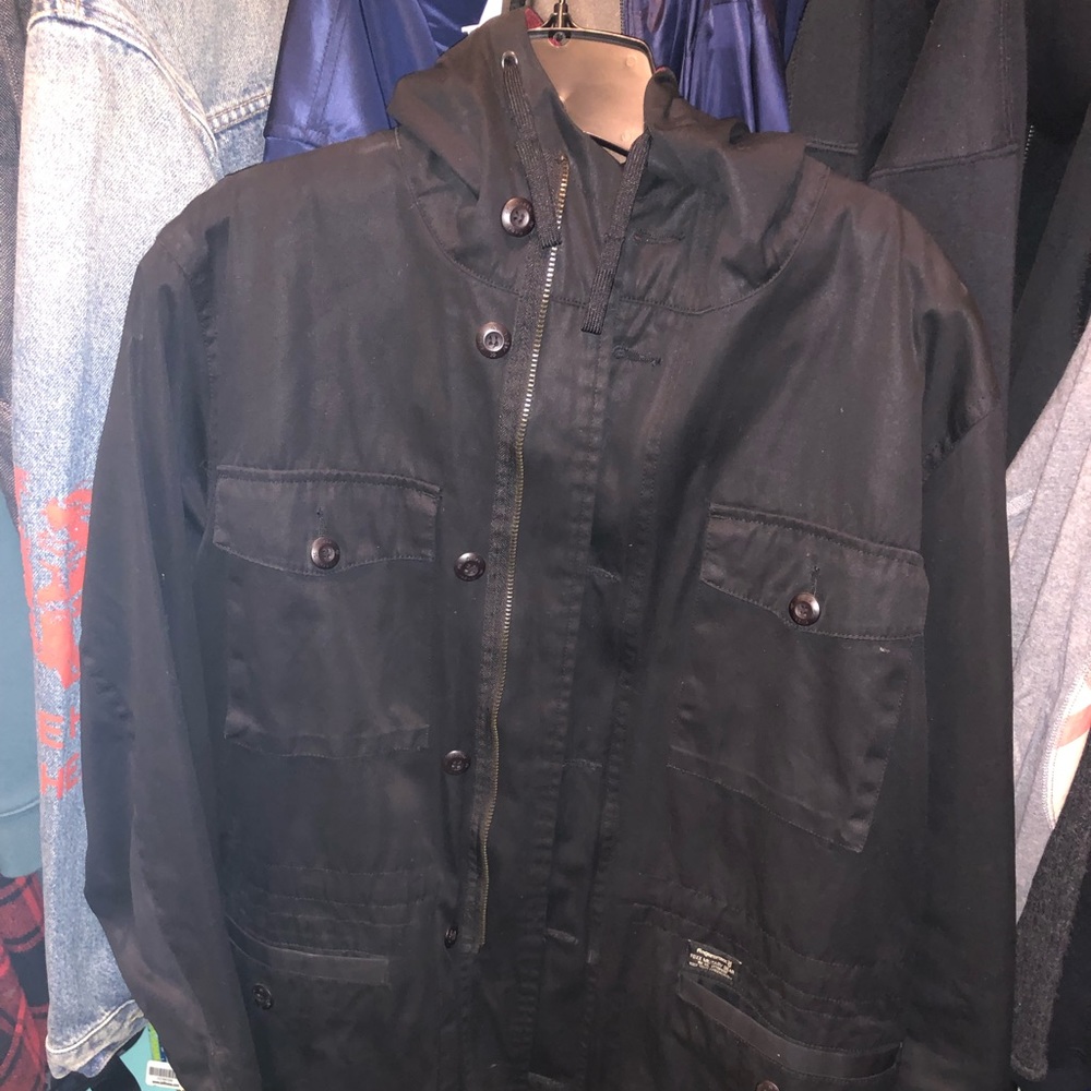 Fingercroxx jacket size L for all season purpose